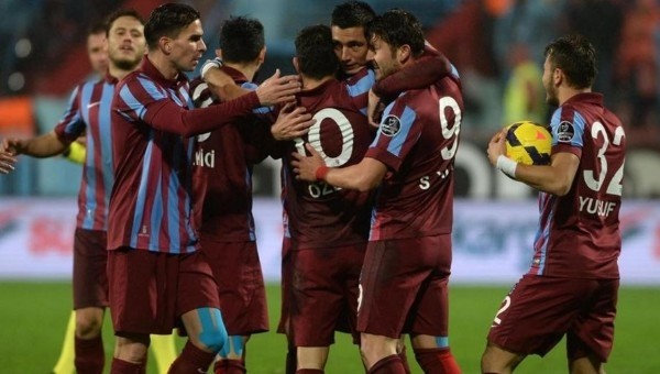 Trabzonspor Haberleri: Ersun Yanal'ın istemediği futbolcular - Aykut Demir, Oscar Cardozo, Özer Hurmacı