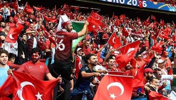 UEFA'dan Türkiye'ye soruşturma