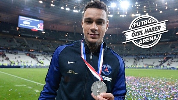 Fenerbahçe Transfer Haberleri: Gregory van der Wiel sözleşme imzaladı mı?