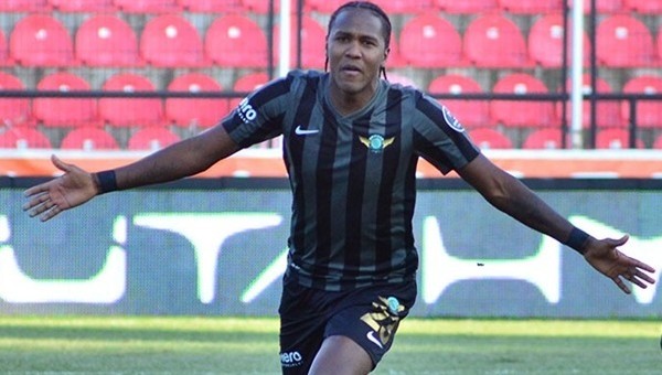 Akhisar'dan Rodallega için net açıklama