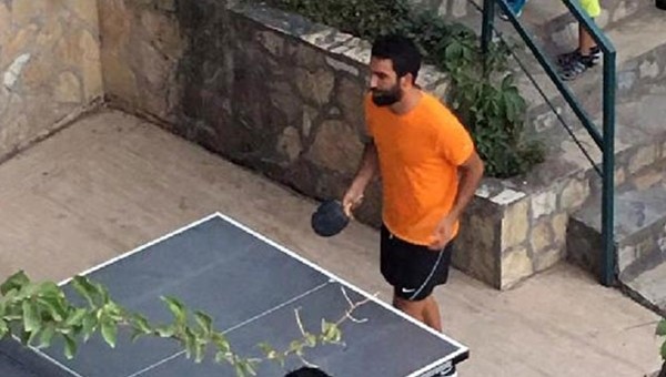 Arda Turan'ın bitmeyen tatili