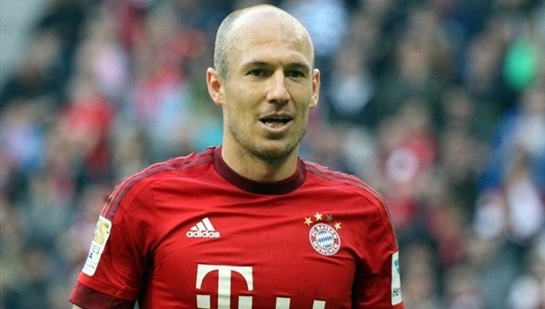 Arjen Robben, 6 hafta sahalardan uzak