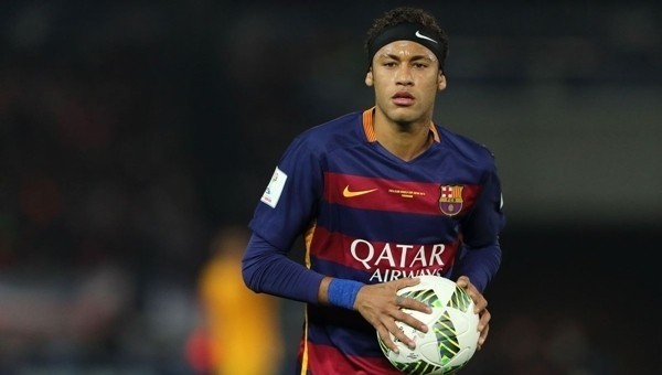  Neymar'dan vergi kaçırma suçlamasında babasına destek