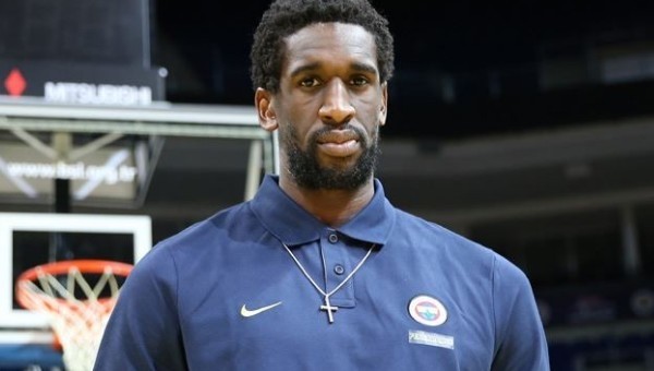  Fenerbahçe, Ekpe Udoh ile anlaştı