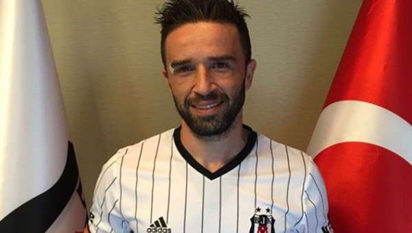 Beşiktaş Haberleri: Gökhan Gönül için imza töreni