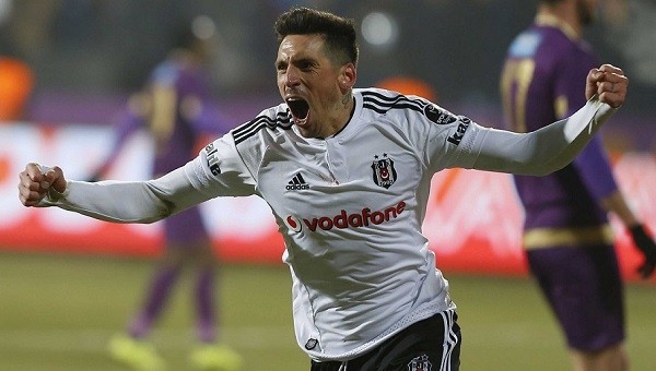 Beşiktaş Haberleri: Jose Sosa'nın menajerinden müjde