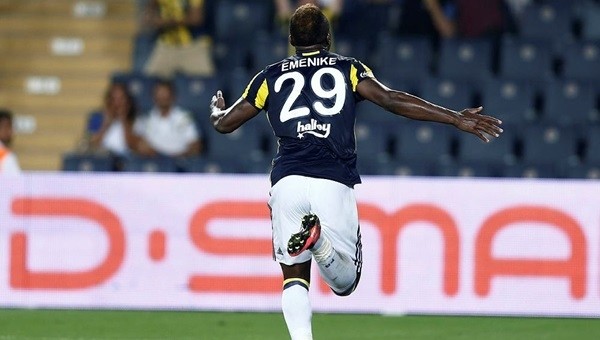 Emenike Monaco karşısında şov yaptı, ayakta alkışlandı!