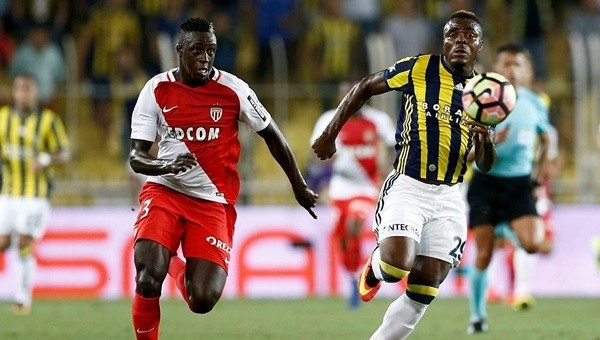 Emenike'de sakatlık şoku!