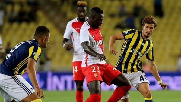 Fenerbahçe 10 numara transferini neden geciktirdi?