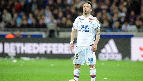 Fenerbahce Transfer Haberleri Mathieu Valbuena Kimdir Nasil Bir Futbolcu Fb De Basarili Olur Mu