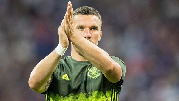  Lukas Podolski'den Milli Takım kararı