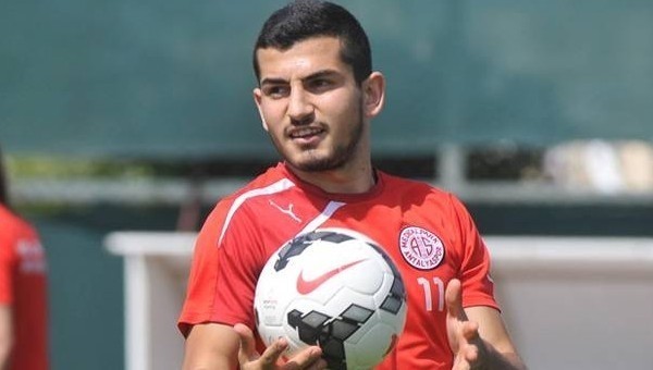  Emrah Başsan'dan Emre Belözoğlu itirafı