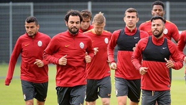 Galatasaray'da Serdar Aziz ve Selçuk İnan sevinci