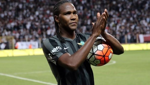 Hugo Rodallega için Akhisar'dan açıklama