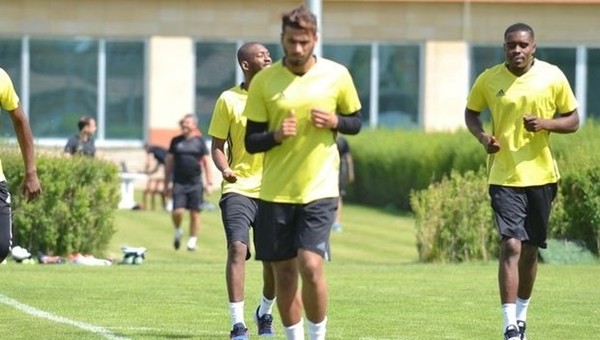  Welliton kampa katıldı