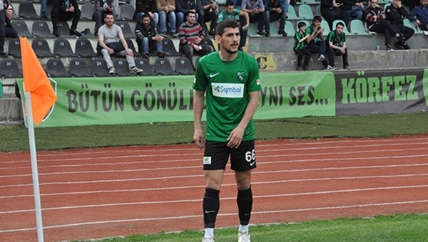 Kocaelispor Transfer Haberleri: Burak Özbakır takımda kalacak mı?