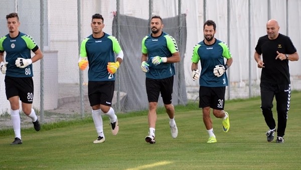 Konyaspor Haberleri: Süper Lig ekibinde kalede büyük rekabet