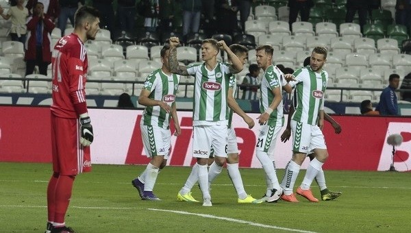 Konyaspor'da transferde sorun para mı?