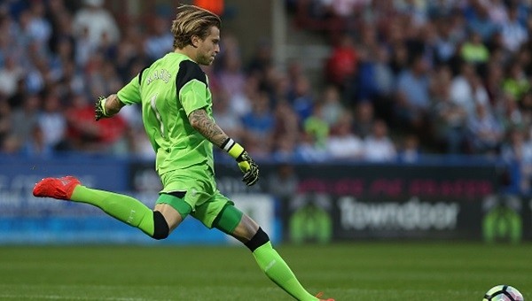 Liverpool'un yeni kalecisi Loris Karius sakatlandı