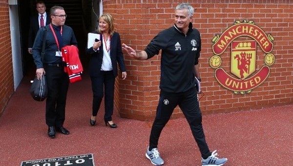 Jose Mourinho'dan Arsene Wenger'e gönderme