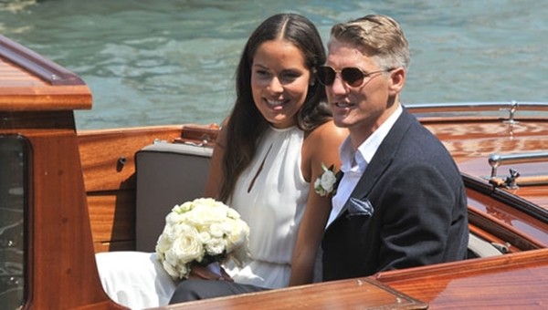 Manchester United Haberleri: Schweinsteiger ile Ivanovic evlendi