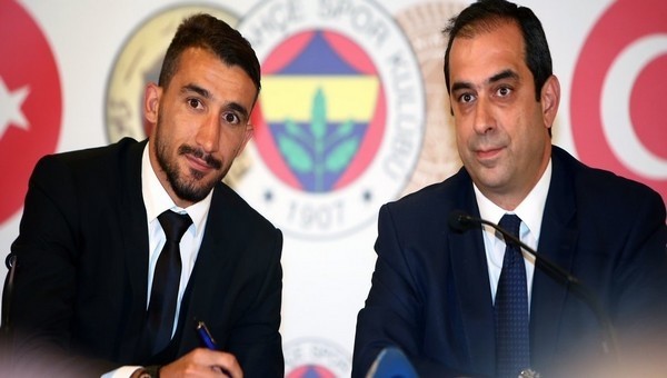 Mehmet Topal resmi sözleşmeyi imzaladı