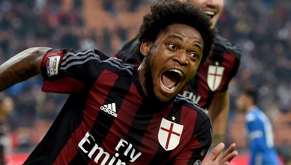 Milan'dan Beşiktaş'a Luiz Adriano önerisi