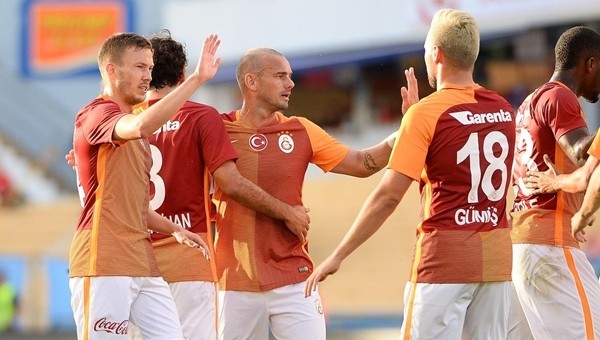 Galatasaray taraftarlarının Sinan Gümüş çılgınlığıı