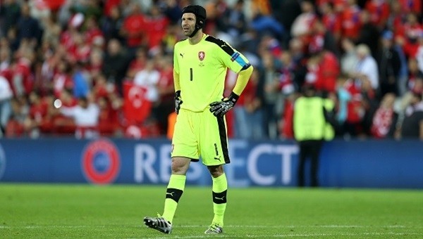 Petr Cech, Çek Cumhuriyeti Milli takım kariyerini noktaladı