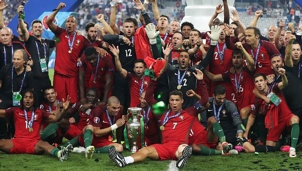 Portekiz'in yenilmezlik serisi kaç maça çıktı?
