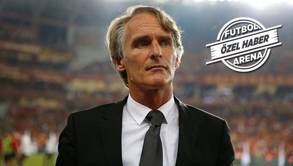 Riekerink, yönetime karşı çıktı