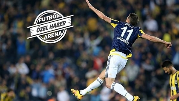 Robin van Persie krizi çözüldü