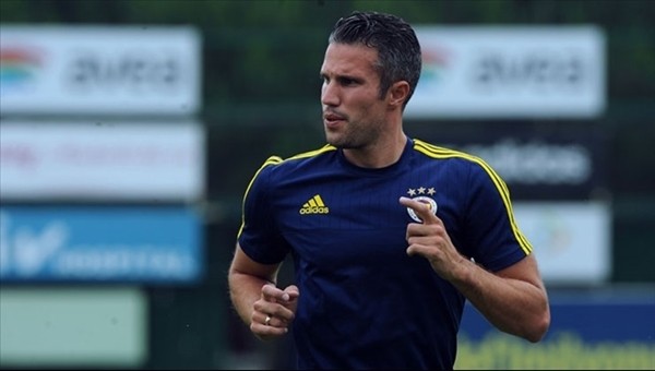 Robin van Persie, Prag kafilesinde yok