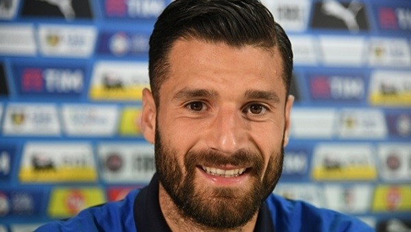 Haberleri: Napoli'den Lazio'nun yıldızı Antonio Candreva'ye 24 Milyon Euro