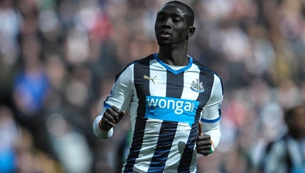 Transfer Haberleri: Newcastle United'ın golcüsü Papiss Cisse Çin yolcusu