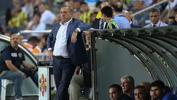 Advocaat'tan Van Persie için çarpıcı sözler