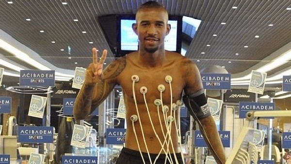 Anderson Talisca sağlık kontrolünden geçti