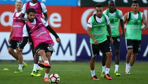 Beşiktaş'ın antrenmanından silah sesleri