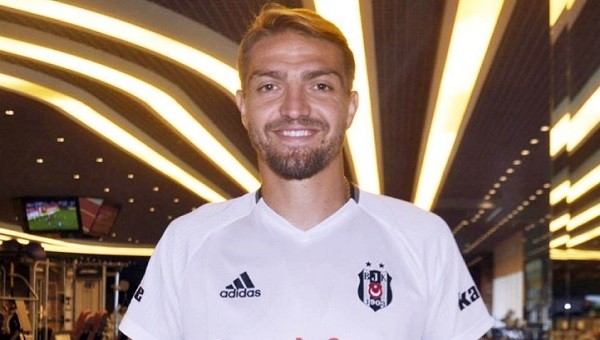 Caner Erkin KAP'a bildirildi! Opsiyonu Beşiktaş'ta