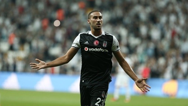 Cenk Tosun Konyaspor'u affetmiyor