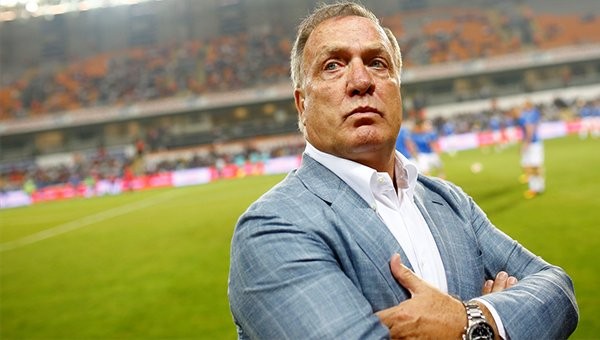 'Dick Advocaat klasik 10 numara istemiyor'