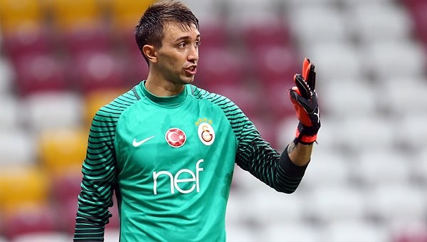 Fernando Muslera, Arena'da 1 numara