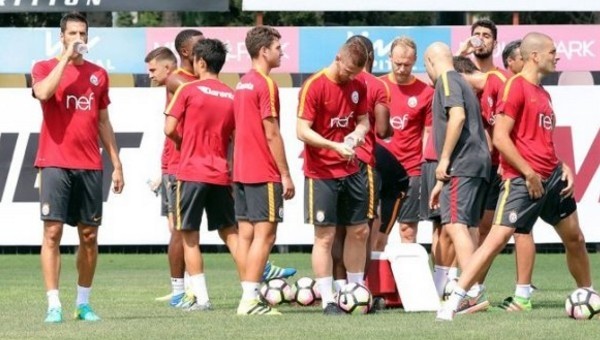 Galatasaray yönetiminden prim kararı