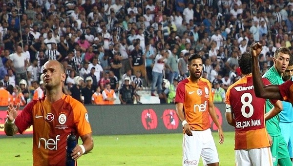 Galatasaray'dan Fenerbahçe'ye gönderme!
