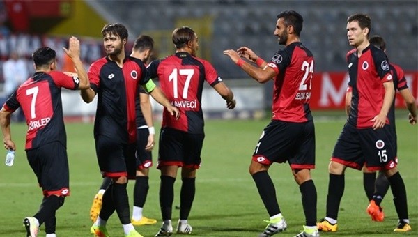 Gençlerbirliği golcüleriyle güldü