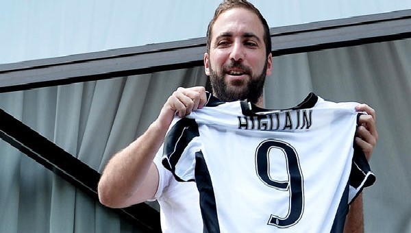 Gonzalo Higuain sakatlanırsa pizzalar 1 Euro