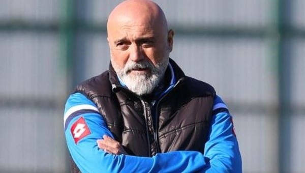 Hikmet Karaman'dan futbolcularına kilo uyarısı