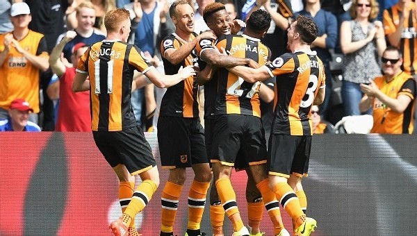 Hull City'den son şampiyona darbe