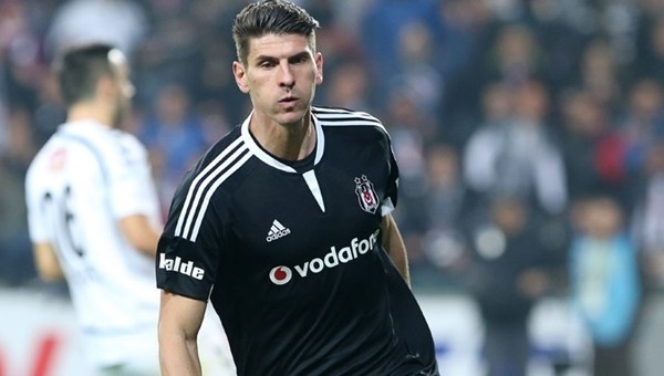 Mario Gomez'in Beşiktaş'ta kalma şartı