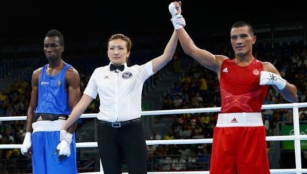 Milli boksör Rio'da çeyrek finalde